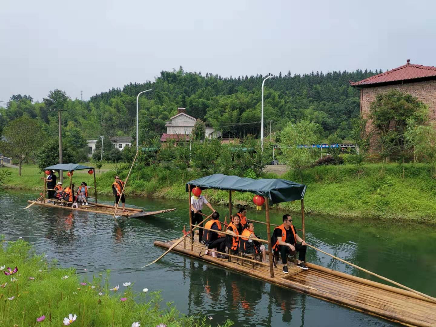 五溪谷竹排游